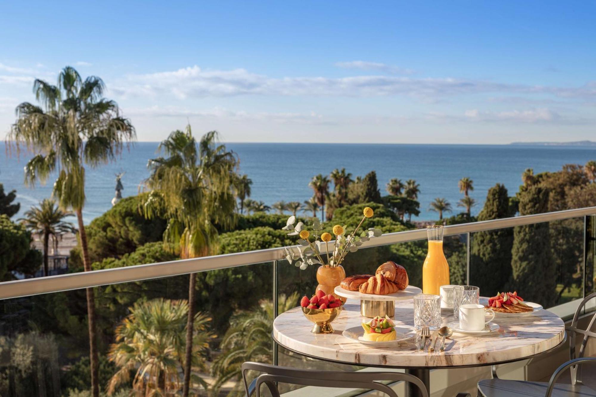 Anantara Plaza - A Leading Of The World 5*